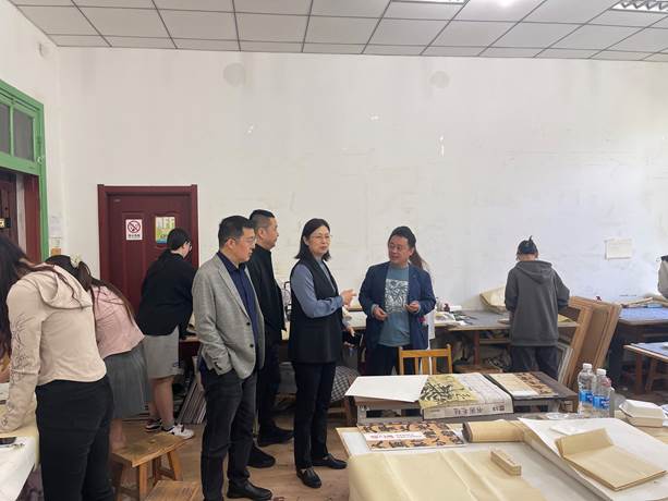 2b19ce5b9bafa8458e71b0afce3d548